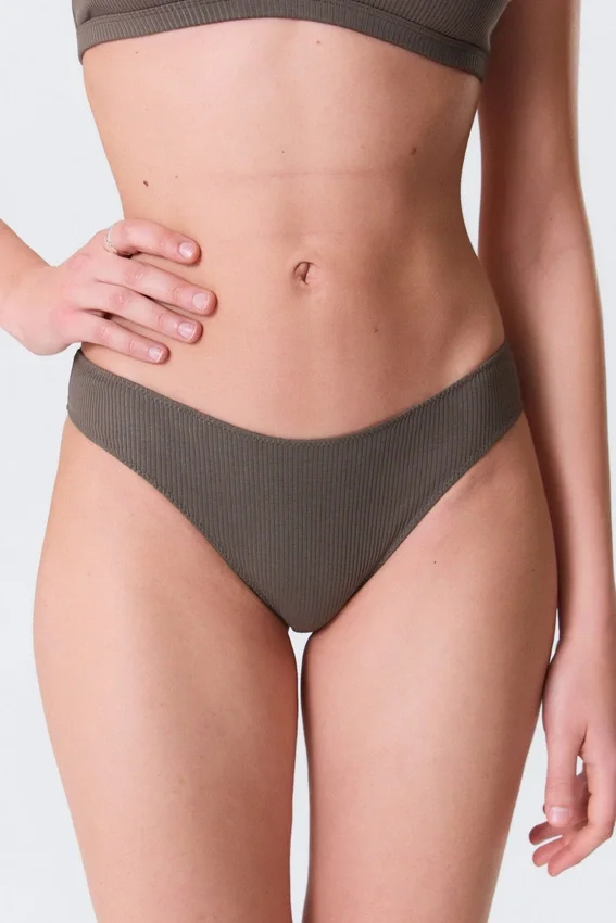 2er-Pack gerippte Brazilian-Slips – Weiß & Washed Grey 2er-Pack gerippte Brazilian-Slips – Weiß & Washed Grey