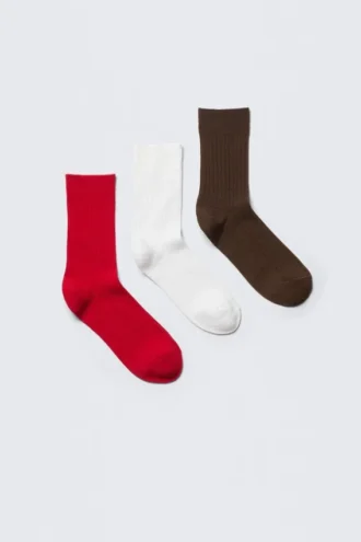 3er-Pack gerippte Crew-Socken – Rot/Weiß/Braun