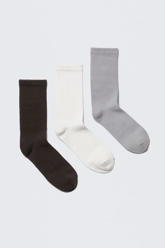 3er-Pack gerippte Sport-Socken – Schwarz/Weiß/Grau 3er-Pack gerippte Sport-Socken – Schwarz/Weiß/Grau