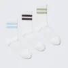 3er-Pack gestreifte Sportsocken – Weiß – Blau/Schwarz/Beige 3er-Pack gestreifte Sportsocken – Weiß – Blau/Schwarz/Beige