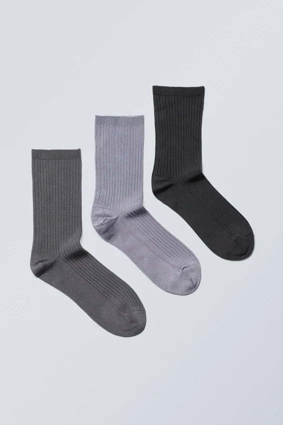 3er-Pack Lova Shiny Socken – Dunkelgrau, Hellgrau, Schwarz 3er-Pack Lova Shiny Socken – Dunkelgrau, Hellgrau, Schwarz