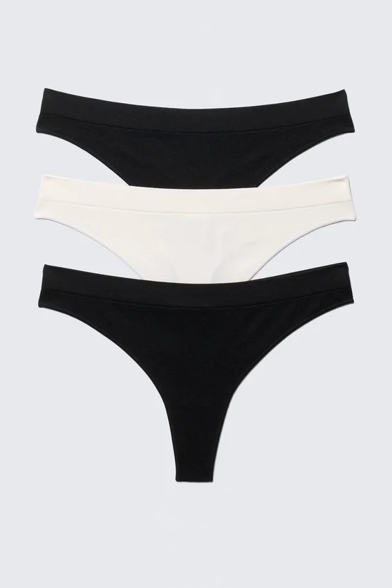 3er-Pack nahtlose Tangas – Schwarz & Weiß 3er-Pack nahtlose Tangas – Schwarz & Weiß