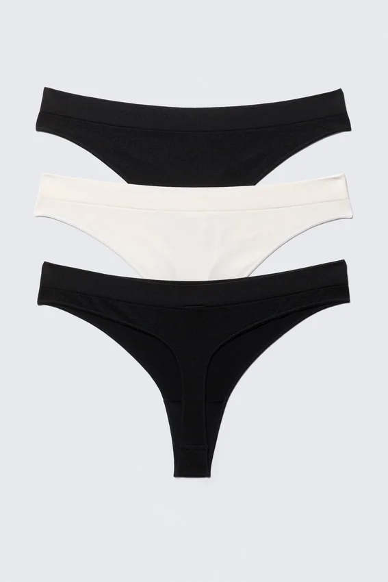 3er-Pack nahtlose Tangas – Schwarz & Weiß 3er-Pack nahtlose Tangas – Schwarz & Weiß