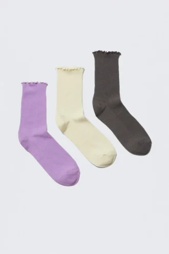 3er-Pack Socken mit Rüschenrand – Flieder/Cremefarben/Dunkelgrau