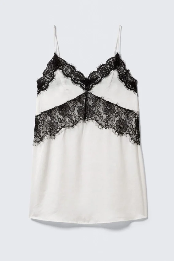 A-Linien-Mini-Slipkleid mit Spitzenbesatz – Weiß A-Linien-Mini-Slipkleid mit Spitzenbesatz – Weiß