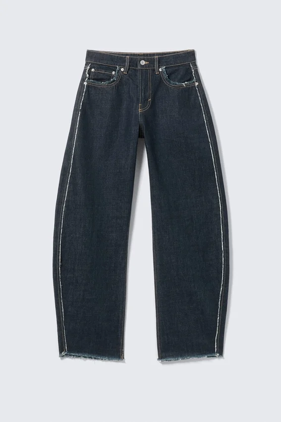 Abell Mid Rise Regular Barrel Jeans – Blue Rinse – Dunkelblau Abell Mid Rise Regular Barrel Jeans – Blue Rinse – Dunkelblau