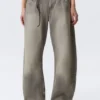 Abell Mid Rise Regular Barrel Jeans – Canyon Grey – Medium Grey