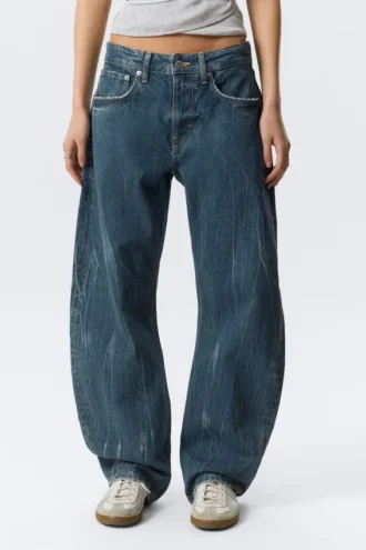 Abell Mid Rise Regular Barrel Jeans – Gnarly Blue – Mittelblau
