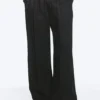 Adler Loose Fit Straight Hose aus Leinenmischung – Schwarz Adler Loose Fit Straight Hose aus Leinenmischung – Schwarz