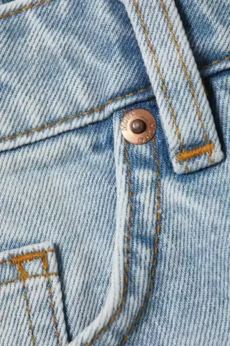 Aimo Denim-Shorts mit mittlerer Leibhöhe und geradem Bein – Venice Blue – Hellblau Aimo Denim-Shorts mit mittlerer Leibhöhe und geradem Bein – Venice Blue – Hellblau