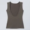 Alba Top mit offenem Rücken – Dunkelkhaki Alba Top mit offenem Rücken – Dunkelkhaki
