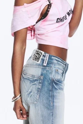 Anti Unisex-Jeans mit niedriger Taille, geradem Schnitt und normaler Passform – Blue Moon – Hellblau | Cheap Monday GB