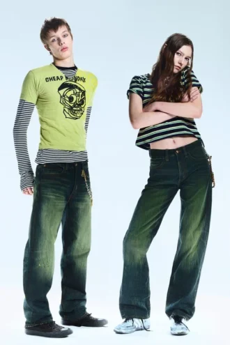 Anti Unisex-Jeans mit niedriger Taille, geradem Schnitt und normaler Passform – Marinegrün – Grün | Cheap Monday GB