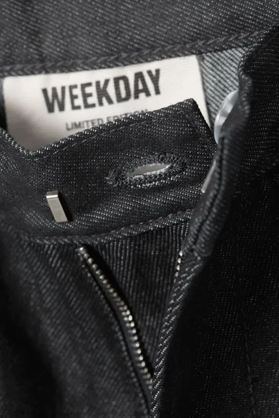 Astro Baggy-Jeans-Hose mit Falten – Raw Indigo – Dunkelblau Astro Baggy-Jeans-Hose mit Falten – Raw Indigo – Dunkelblau