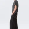 Astro Mid Rise Baggy Faux Leather Pocket Jeans – Black Rinse – Schwarz Astro Mid Rise Baggy Faux Leather Pocket Jeans – Black Rinse – Schwarz