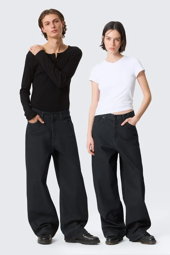 Astro Mid Rise Loose Baggy Leg Coated Jeans – Indigo-Beschichtung Astro Mid Rise Loose Baggy Leg Coated Jeans – Indigo-Beschichtung