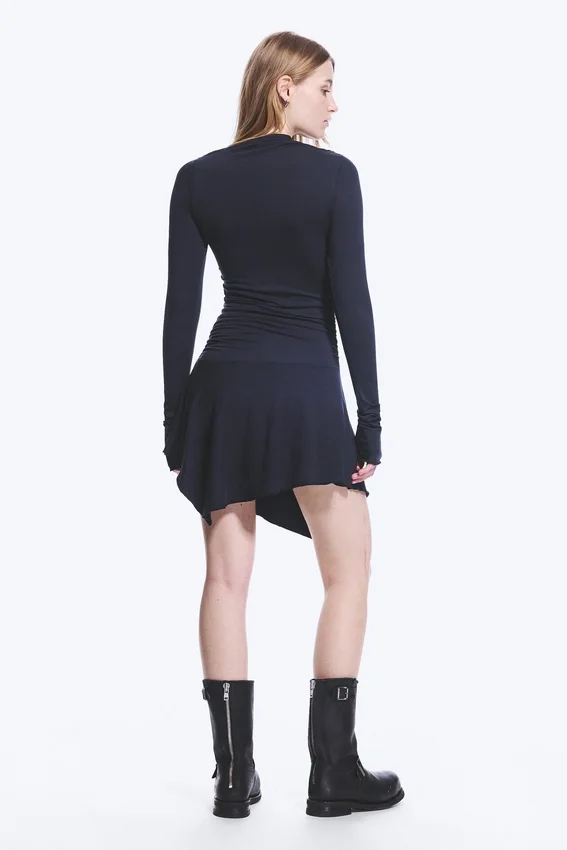 Asymmetrisches, drapiertes Minikleid – Dunkelblau Asymmetrisches, drapiertes Minikleid – Dunkelblau