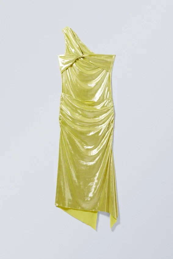 Asymmetrisches Midikleid mit Überlappung und Drapierung – Glänzendes Gelb Asymmetrisches Midikleid mit Überlappung und Drapierung – Glänzendes Gelb