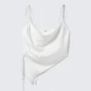 Asymmetrisches Satin-Träger-Top – Weiß Asymmetrisches Satin-Träger-Top – Weiß
