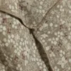 Asymmetrisches Slip-Kleid – Staubiges Khaki-Grün – Blume Asymmetrisches Slip-Kleid – Staubiges Khaki-Grün – Blume