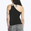 Asymmetrisches Tanktop mit Ösenverzierung – Schwarz Asymmetrisches Tanktop mit Ösenverzierung – Schwarz