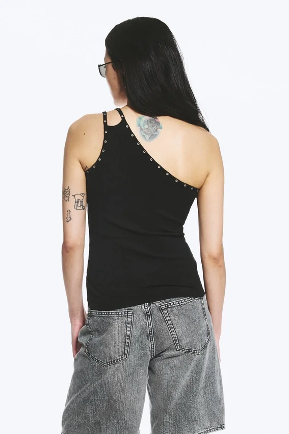 Asymmetrisches Tanktop mit Ösenverzierung – Schwarz Asymmetrisches Tanktop mit Ösenverzierung – Schwarz