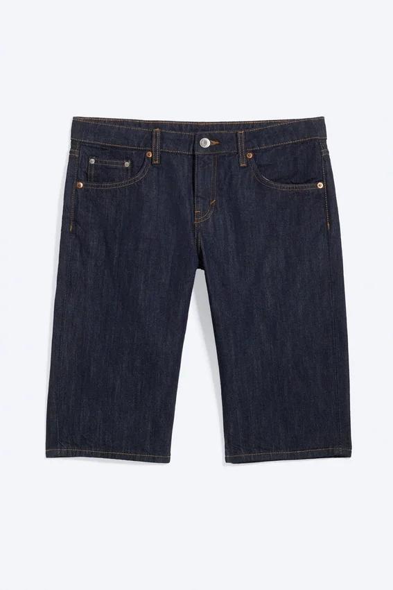 Atom Low Rise Regular Knee-Length Denim Shorts – Blue Rinse – Dunkelblau Atom Low Rise Regular Knee-Length Denim Shorts – Blue Rinse – Dunkelblau