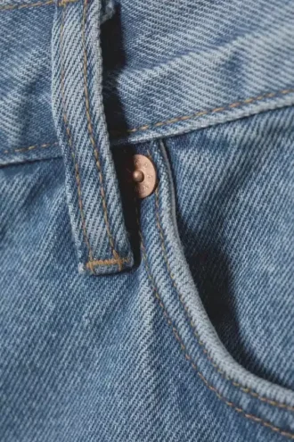 Barrel Relaxed Tapered Jeans – 90S Blue – Medium Blue Barrel Relaxed Tapered Jeans – 90S Blue – Medium Blue