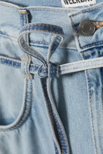Barrique Mid Rise Loose Wide Jeans – Slab Blue – Hellblau Barrique Mid Rise Loose Wide Jeans – Slab Blue – Hellblau