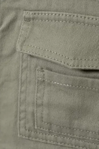 Baumwolljacke mit abnehmbaren Ärmeln – Hellstaubiges Khaki-Grün
