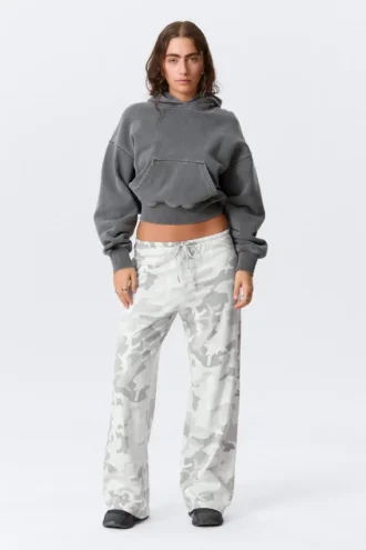 Bedruckte Pull-On-Hose mit weitem Bein – Weiß – Camouflage