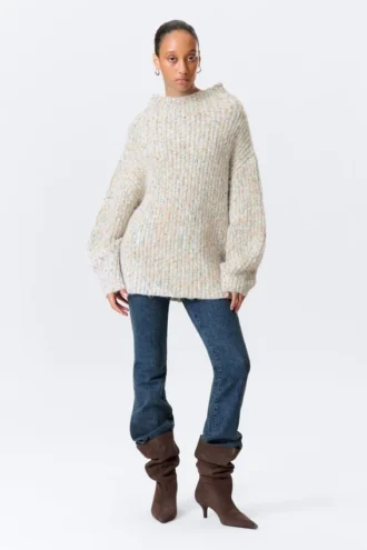 Übergroßer Strickpullover mit Rollkragen – Weiß – Mehrfarbig