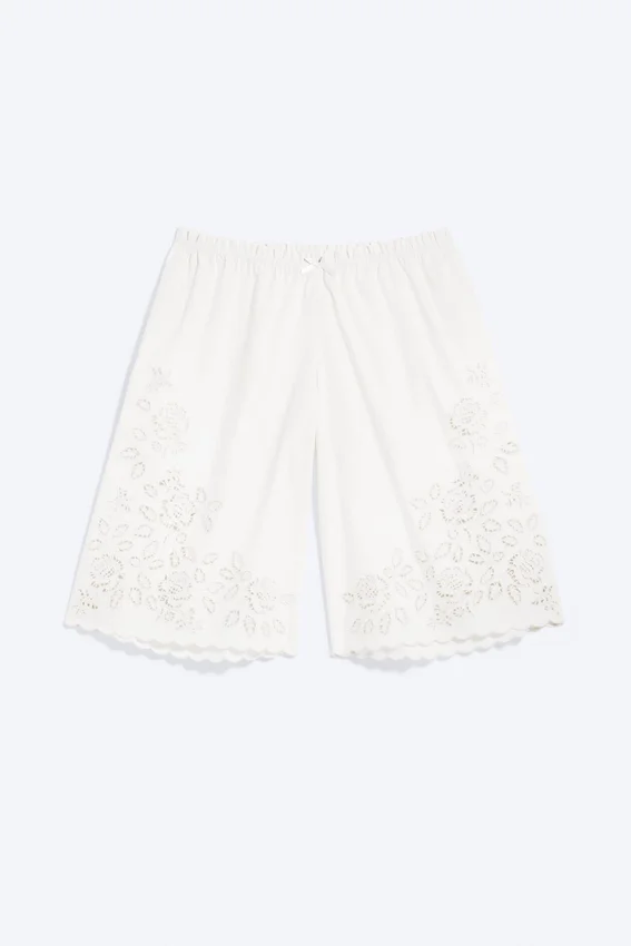 Bestickte knielange Baumwoll-Shorts – Weiß Bestickte knielange Baumwoll-Shorts – Weiß
