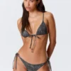 Bikini-Hose mit Bändern – bedruckt, dunkelgrau Bikini-Hose mit Bändern – bedruckt, dunkelgrau