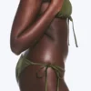 Bikini-Hose mit mittlerer Leibhöhe und Bindebändern im brasilianischen Stil – Dunkelgrün – Schimmernd Bikini-Hose mit mittlerer Leibhöhe und Bindebändern im brasilianischen Stil – Dunkelgrün – Schimmernd