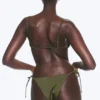 Bikini-Hose mit mittlerer Leibhöhe und Bindebändern im brasilianischen Stil – Dunkelgrün – Schimmernd Bikini-Hose mit mittlerer Leibhöhe und Bindebändern im brasilianischen Stil – Dunkelgrün – Schimmernd