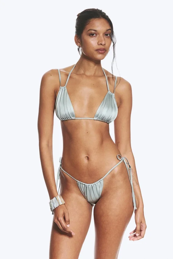 Bikini-Höschen mit brasilianischen Bindebändern – Staubiges Hellgrau Bikini-Höschen mit brasilianischen Bindebändern – Staubiges Hellgrau