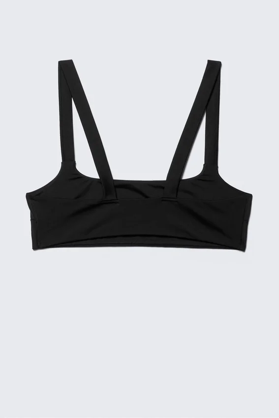 Bikini-Oberteil mit quadratischem Ausschnitt – Schwarz Bikini-Oberteil mit quadratischem Ausschnitt – Schwarz