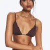 Bikini-Oberteil mit Rüschen – Dunkelrot Bikini-Oberteil mit Rüschen – Dunkelrot