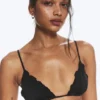 Bikini-Oberteil mit Rüschen – Schwarz Bikini-Oberteil mit Rüschen – Schwarz