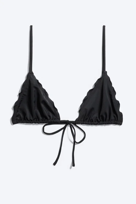 Bikini-Oberteil mit Rüschen – Schwarz Bikini-Oberteil mit Rüschen – Schwarz