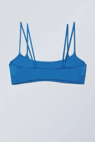 Bikini-Oberteil mit Trägern und Lagenlook – Hellblau