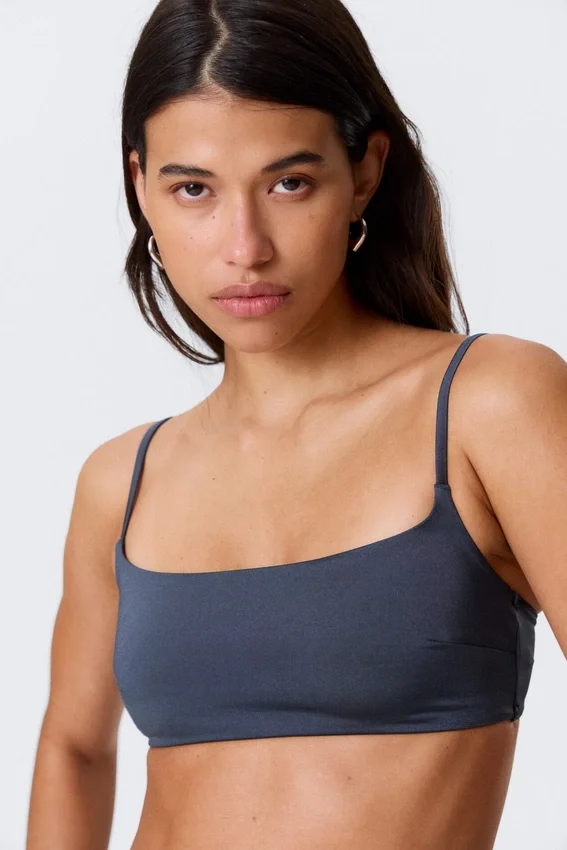 Bikini-Oberteil mit U-Ausschnitt – Dunkelblau Bikini-Oberteil mit U-Ausschnitt – Dunkelblau