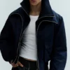 Bomberjacke aus geschrumpftem Nylon – Marineblau Bomberjacke aus geschrumpftem Nylon – Marineblau
