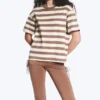 Boxy-Baumwoll-T-Shirt – Weiß/Braun/Pfirsich gestreift Boxy-Baumwoll-T-Shirt – Weiß/Braun/Pfirsich gestreift