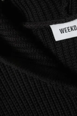 Boxy-Kapuzenpullover aus Strick – Schwarz