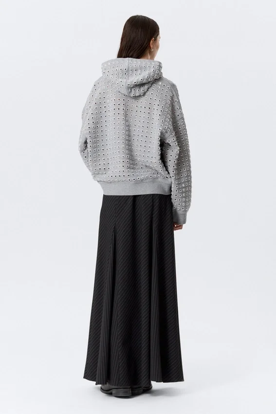 Boxy-Kapuzenpullover mit Reißverschluss und Lasercut – Grau meliert Boxy-Kapuzenpullover mit Reißverschluss und Lasercut – Grau meliert