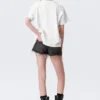 Boxy T-Shirt mit Nieten und Print – Weiß – Gothic-Gesichtsprint Boxy T-Shirt mit Nieten und Print – Weiß – Gothic-Gesichtsprint