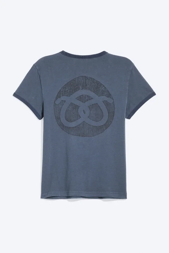 Boxy-T-Shirt mit Print und kurzen Ärmeln – Dunkelblau – Brezeln Boxy-T-Shirt mit Print und kurzen Ärmeln – Dunkelblau – Brezeln
