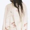 Boxy-Top mit Langarm und Print – Hellbeige – Street-Print Boxy-Top mit Langarm und Print – Hellbeige – Street-Print